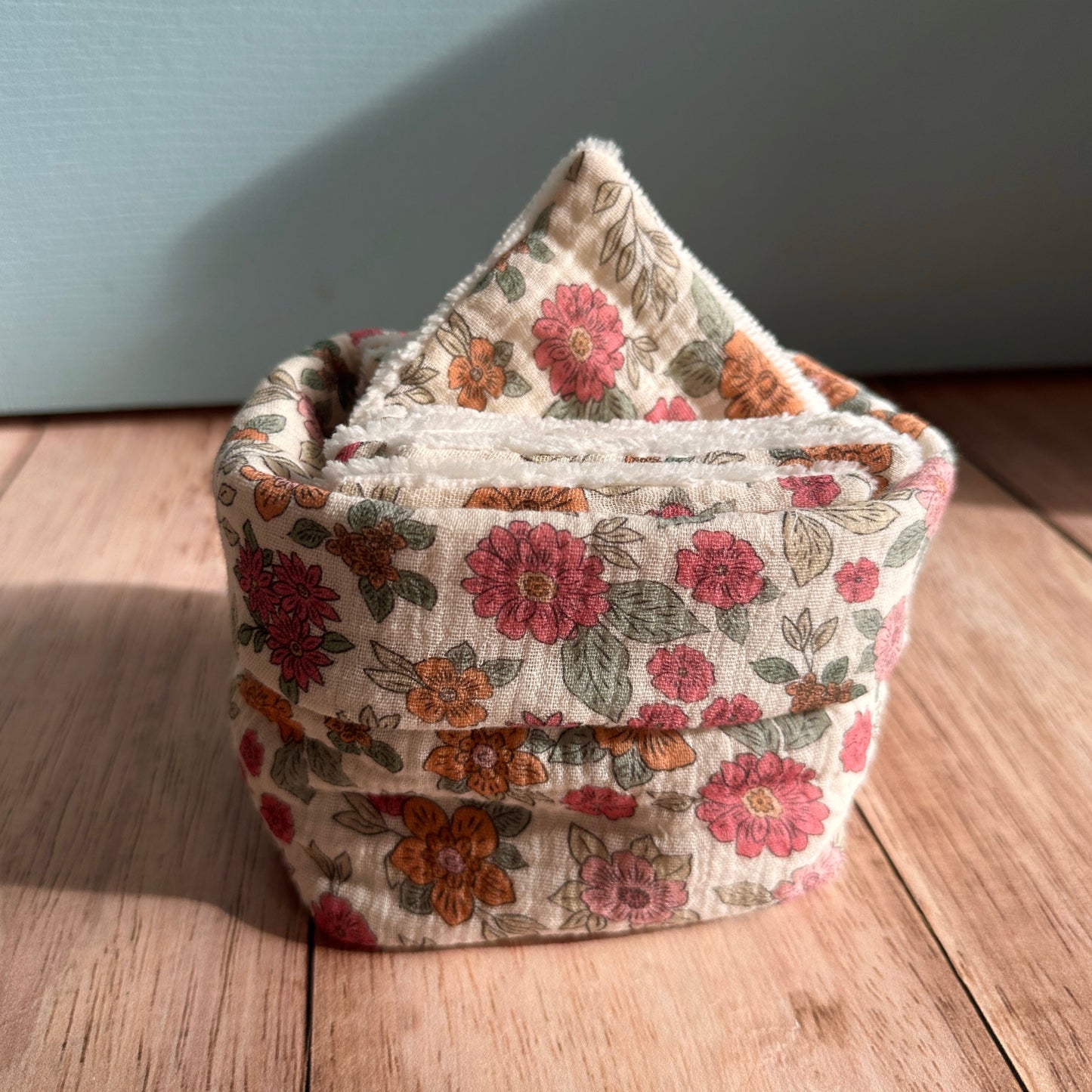 Lot de 10 lingettes bébé lavables avec panière de rangement